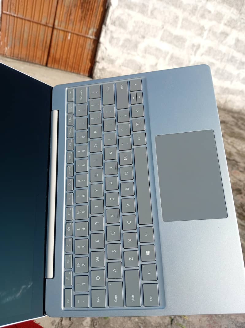 Microsoft Surface Go 5