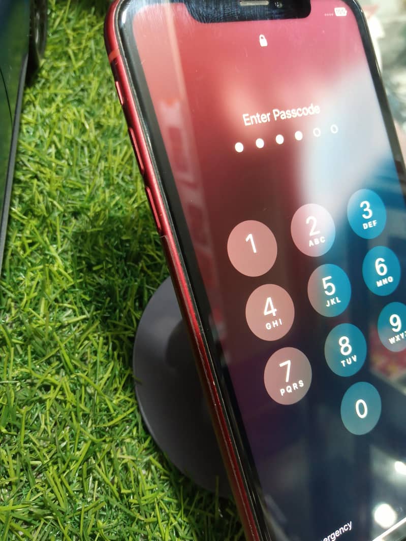 iphone XR 4