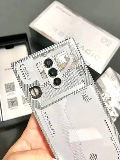 red magic 8 Pro 12 gb ram 512gbym WhatsApp number  03326744685