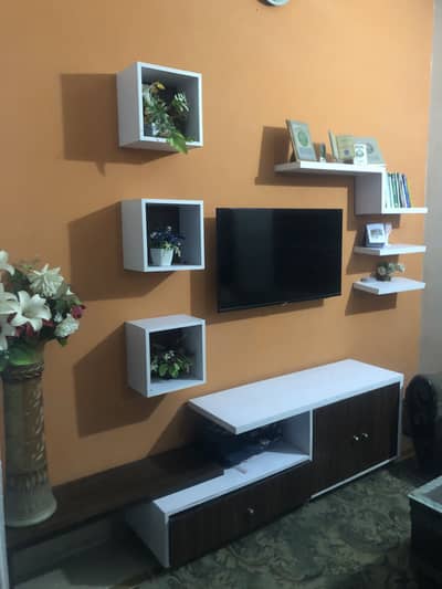 Woodwall TV shelves