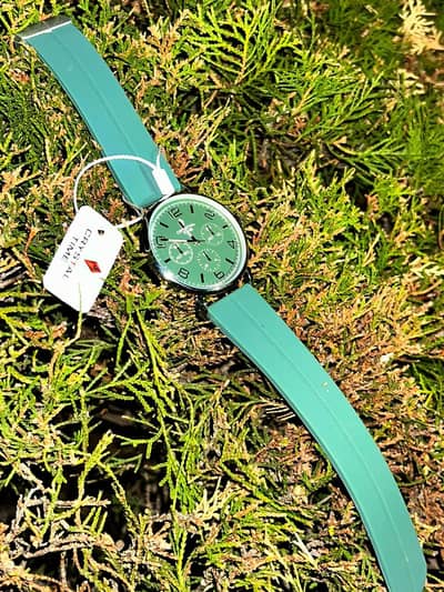 Crystal Time Wrist Watch | Stylish & Elegant | Excellent Condition