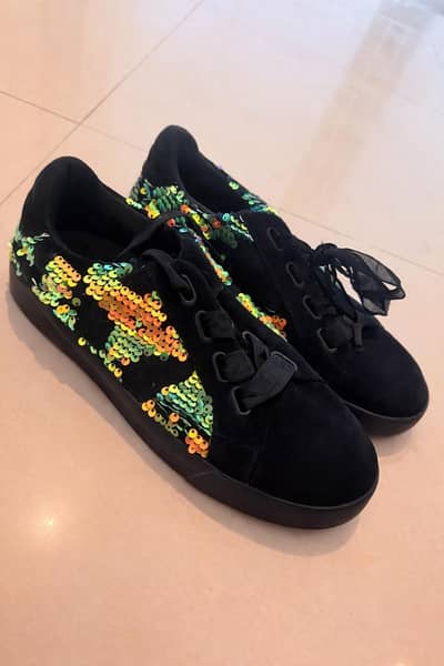 Used shoes only worn few times