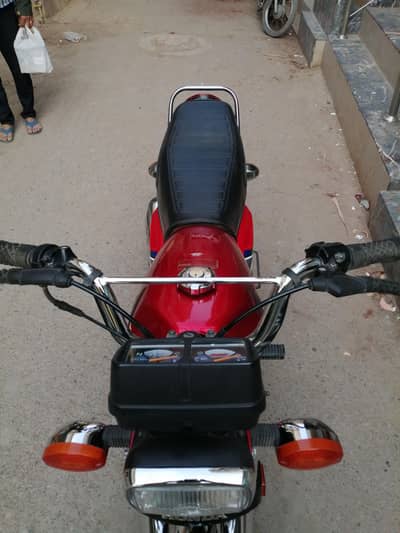 I am selling my CG 125 use good condision