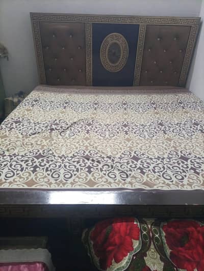 double bed and mattress showcase