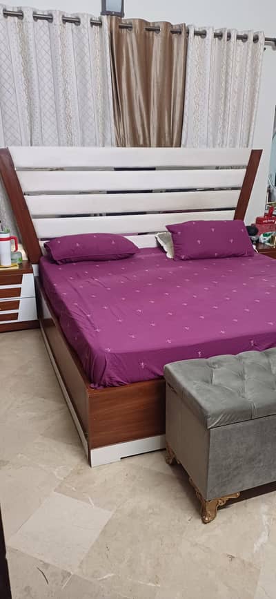 Bed set along with coffee chairs  on sale.