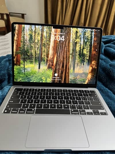 Macbook air M2 2022