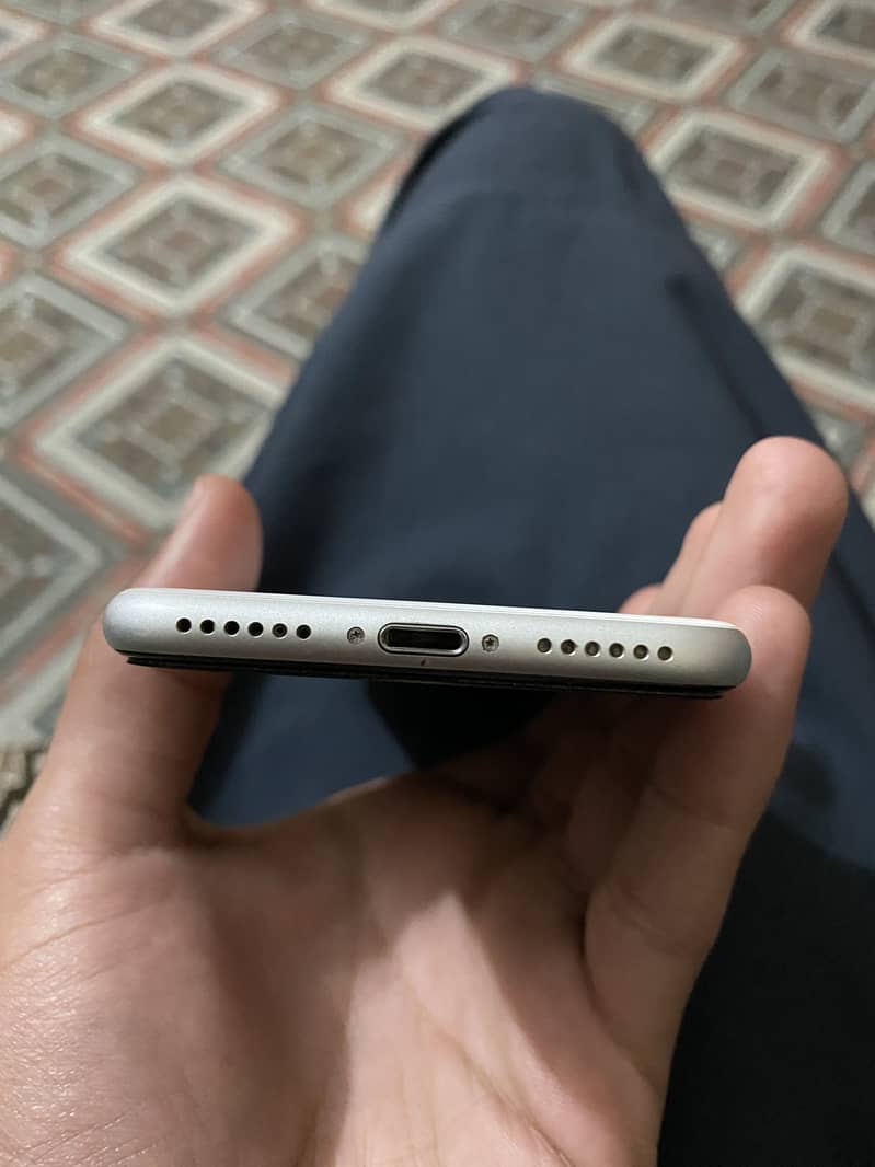 iphone SE 2nd Generation 5