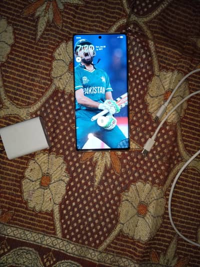 Condition 10/10 12+128GB With Original Charger And Cable Best Camera