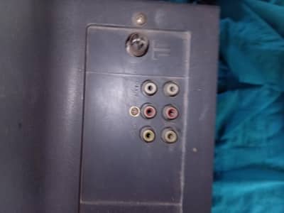 National 14" TV with Dish Anteena