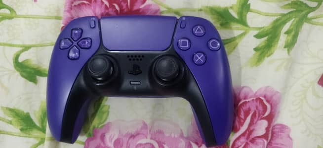 Playstation 5 purple controller
