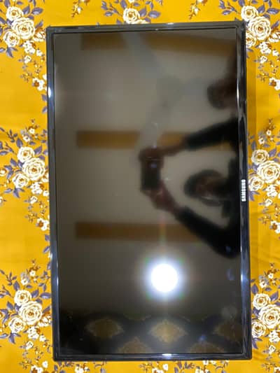 Original Samsung Galaxy LCD 32 Inches