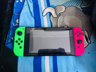 Nintendo Switch V1 Jailbroken – Box, Dock, Joy-Cons, Controller