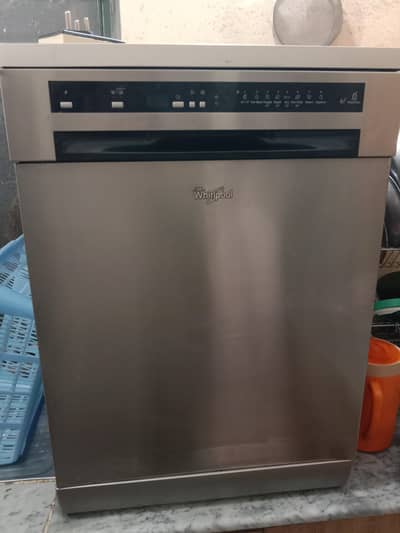 Whirlpool Dishwasher full size Dubai import