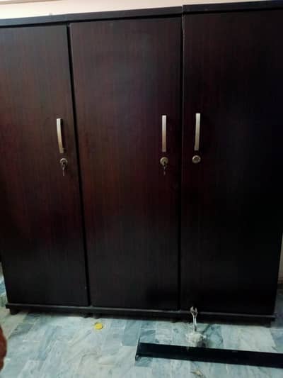 Want to sale just like new wardrobe