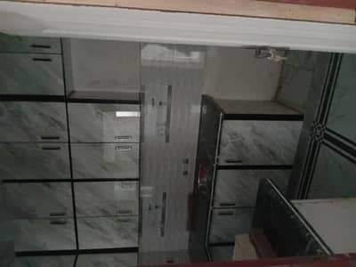 200 Square Yards Upper Portion Is Available In Affordable Price In Gulshan-E-Iqbal - Block 13/A