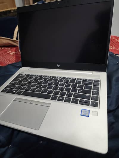 Elite book i5 8th Gen G6 8/256 SSD touch screen