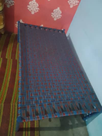 2 month use charpai hai bilkul all ok kahi se kharab nhi hai nalon ki