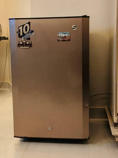 Mini fridge excellent working condition