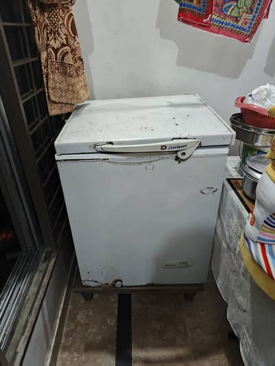 dawlance deep freezer one door