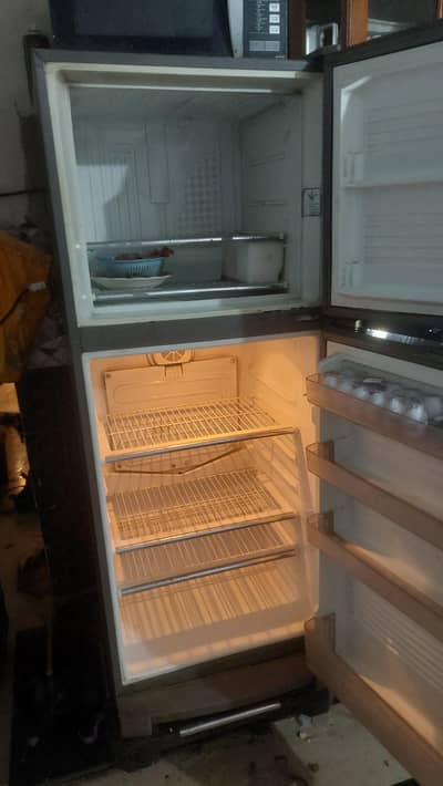 Dawlance Refrigerator