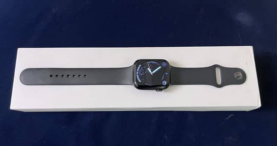 Apple Watch Series 8