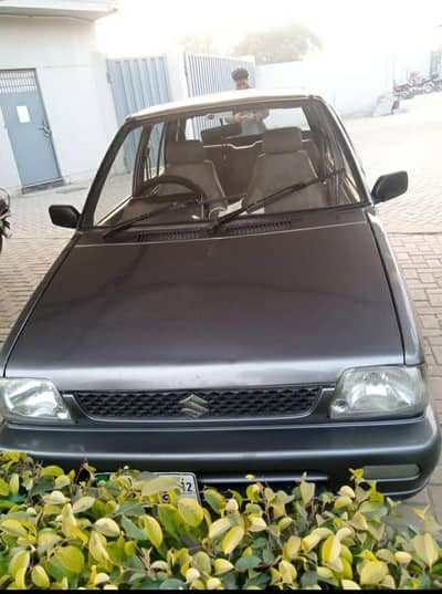 mehran vxr Total guinine only one fender  is shower.