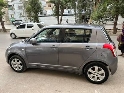 Suzuki Swift DLX 1.3 2017