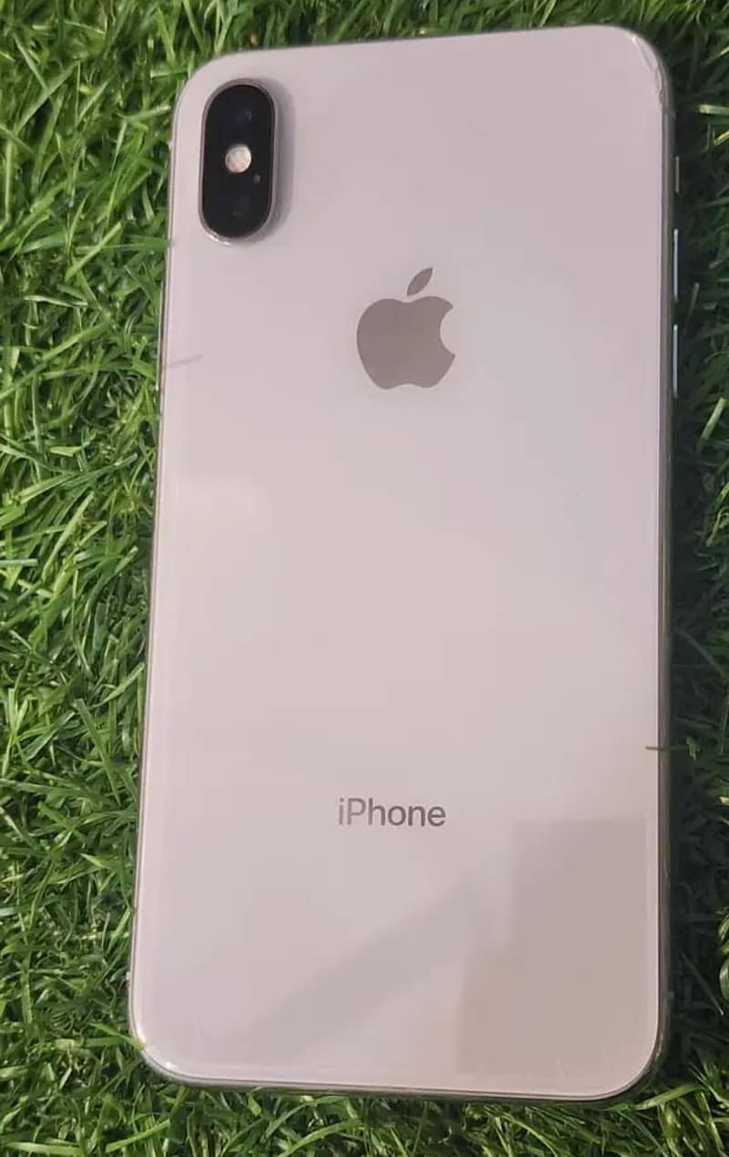 Iphone X . 1