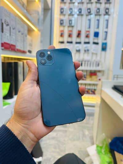 Iphone 12 pro panel dot