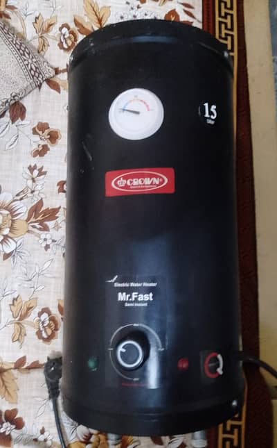 Crown electric gyser | 15 liter