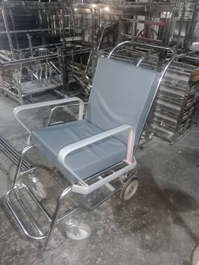 Wheel chair/Patient Trolley