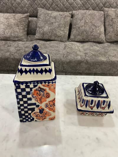 Ceramic decorative items