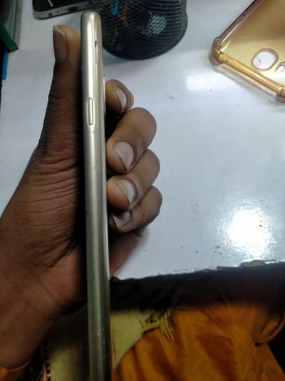 I want aaa sale my Samsung j4 2/16