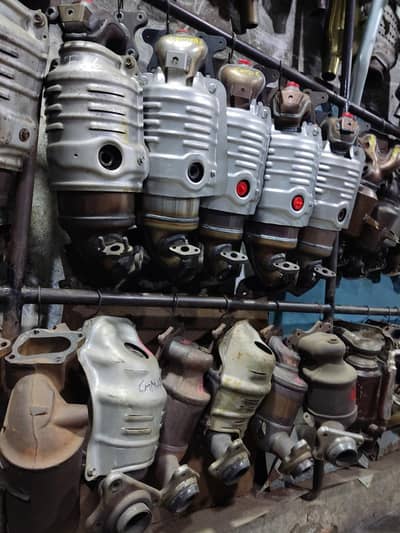 Catalytic Concerter Alsvin Sportage Tuscon Prius Vitz Passo City Gli