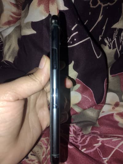 90% Betry Health 256gb storage mobile c green condition 10/10