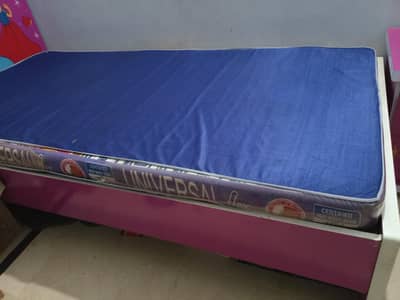 baby bed with side table