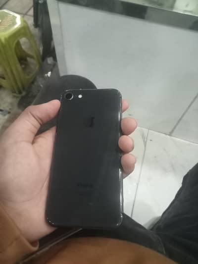 iPhone 8 64 storage bettery 78