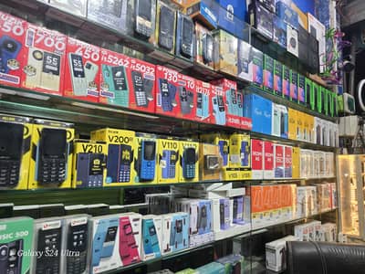 salesman at mobile shop