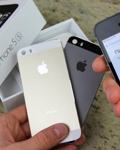 iPhone 5s 64GB for sale My Watsapp number 0301.35. 64.795