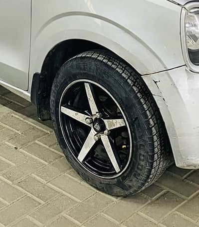 Alloy rim with Tyres