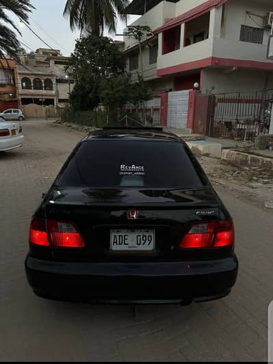 Honda Civic Oriel 2001