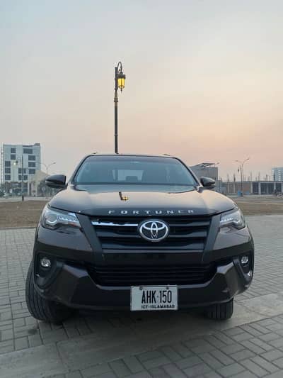Toyota Fortuner Sigma 2.8 2018
