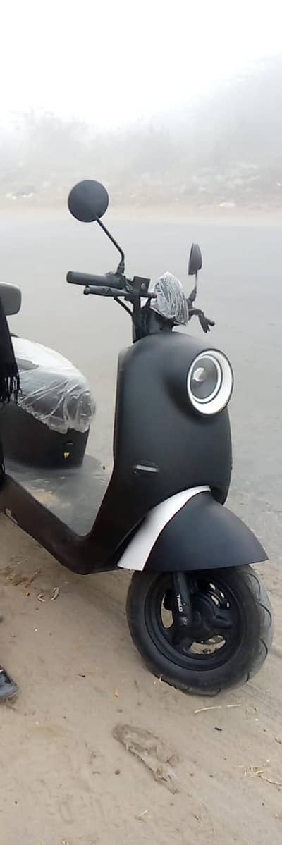 Electric Scooty range 72 kilo meter per charge