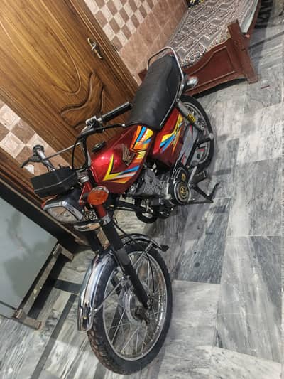Honda 125 Lahore nambar 2015 model zabardast