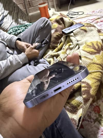 iPhone 13 pro max jv 93 healh 10/10