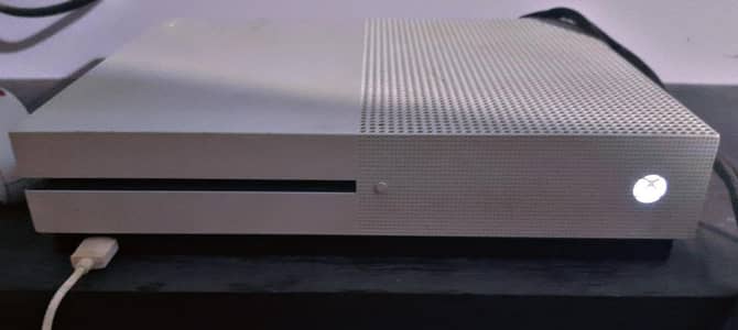 XBOX ONE S 500GB JAILBREAK