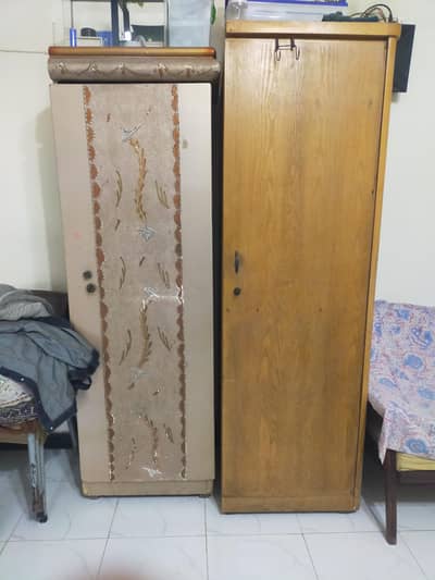 double almari dono piece alag alag ha