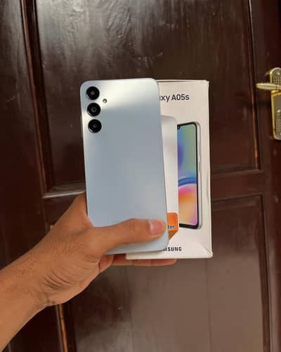 SAMSUNG A05S