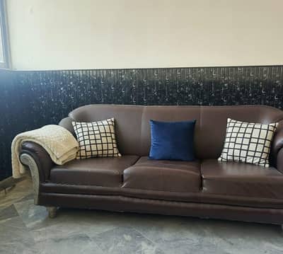 Premium 7-Seater Leather Sofa Set (3+2+1+1) For Sale– Islamabad/Pindi
