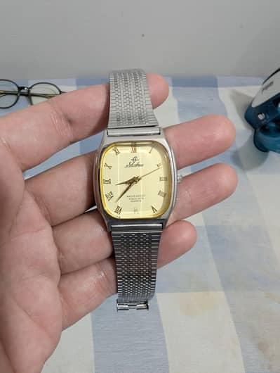 Shalone Japanese Quartz Vintage Watch